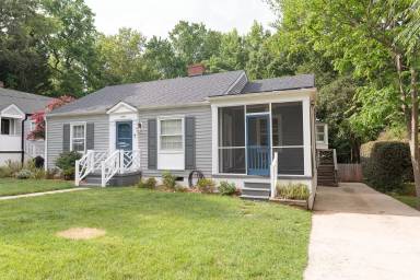 Main picture of 1700 Colonial Ave