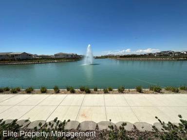 Main picture of 5749 Waterstone St