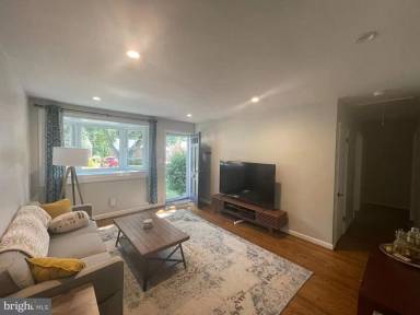 Main picture of 201 Rosemont Dr