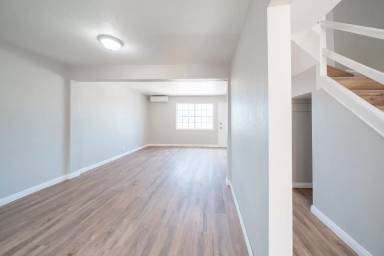 Main picture of 2102-2108 Drescher St