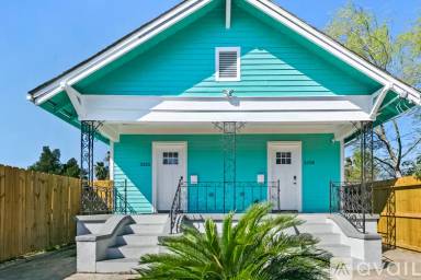 Main picture of 2228 Arts St