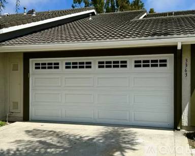 Main picture of 3363 Calle La Veta