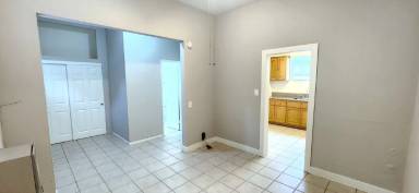 Main picture of 620 N Cherry Ave