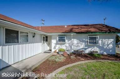 Main picture of 4049 Capella St