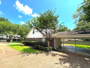 Main picture of 2159 New Meadow Dr
