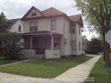 Main picture of 923 Beltrami Ave NW