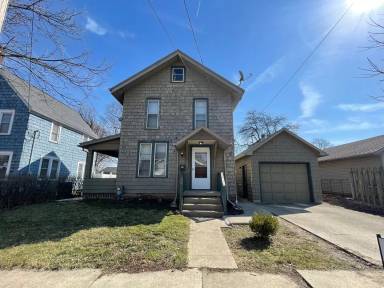 Main picture of 825 Chestnut St