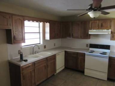 Main picture of 5333 Benbrook St