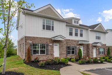 Main picture of 144 Dry Creek Commons Dr