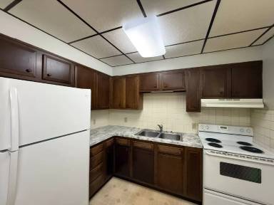 Main picture of 1637 Springhill St