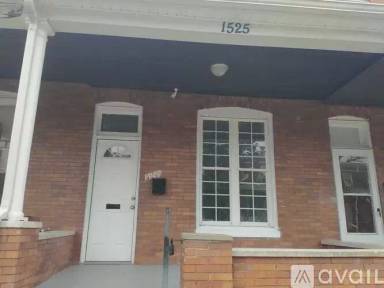 Main picture of 1525 E 28th St