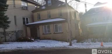 Main picture of 707 Hampshire Ave