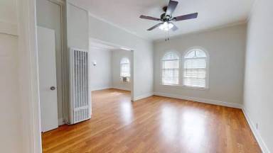 Main picture of 21 Westminster Ave
