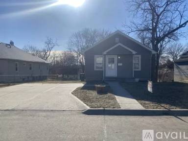 Main picture of 7761 State St