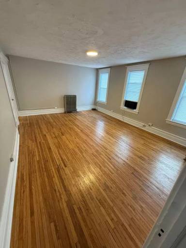 Main picture of 1014 Logan Ave