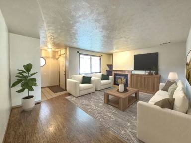 Main picture of 6902 N Old Fort Dr