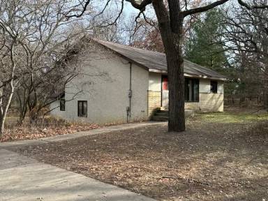 Main picture of 27741 University Ave NE