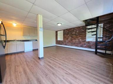 Main picture of 356 Rhode Island Ave