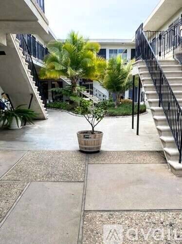 Main picture of 25937 Viana Ave