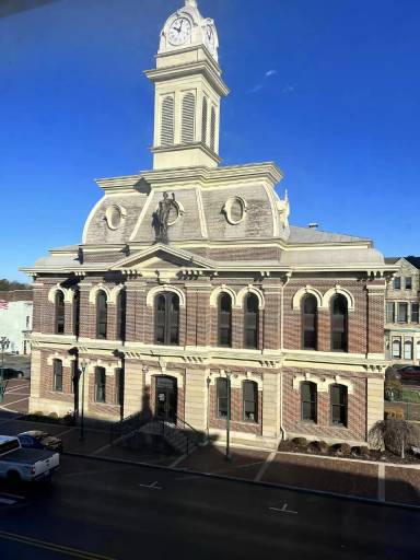 Main picture of 120 E Main St
