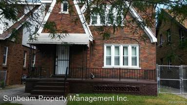 Main picture of 17158 Greenlawn St