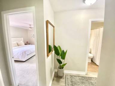 Main picture of 409 Main St