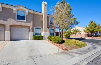 Main picture of 10138 Rocky Tree St