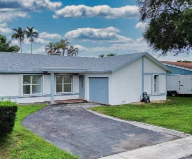 Main picture of 8440 NW 4th St