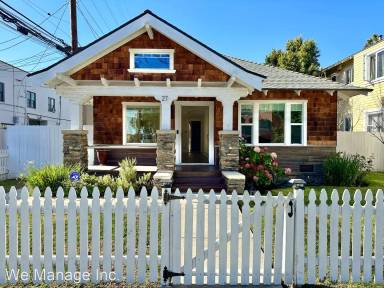 Main picture of 27 Cerritos Ave