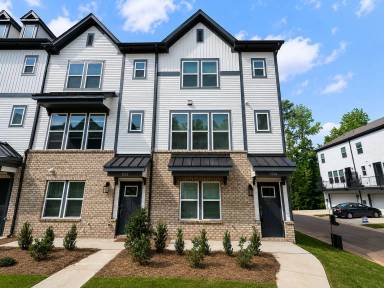 Main picture of 1556 Blanche St
