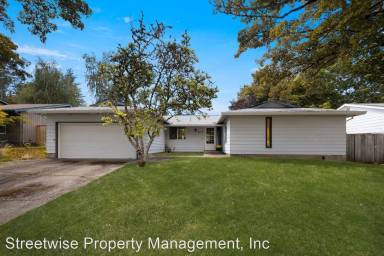 Main picture of 6905 SW 208th Ave