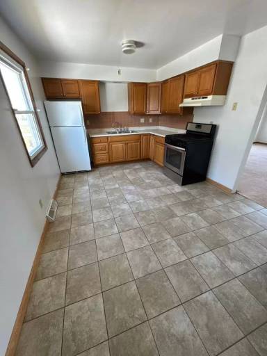 Main picture of 3414 Plum St