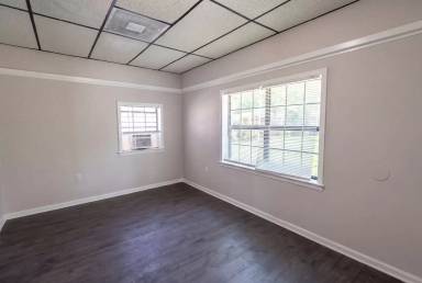 Main picture of 1407 W Kirby Pl