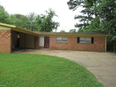 Main picture of 2999 Clearbrook St