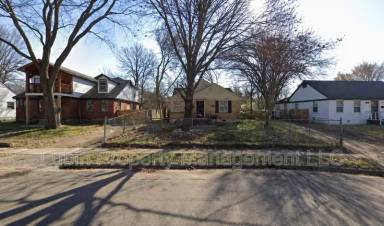 Main picture of 1156 Panama St
