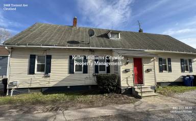 Main picture of 2448 Tremont Ave