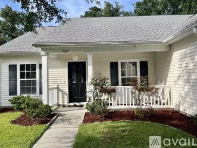 Main picture of 5067 Thornton Dr