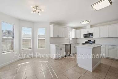 Main picture of 3701 W Keim Dr