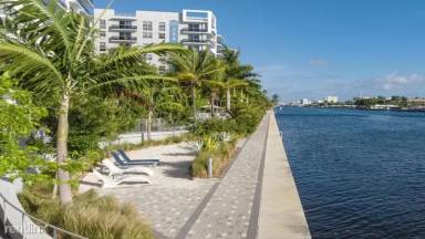 Main picture of 3227 Port Royale Dr S