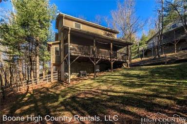 Main picture of 136 Southwood Trl