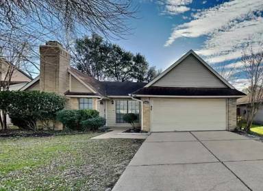 Main picture of 10051 Horseshoe Bend Dr