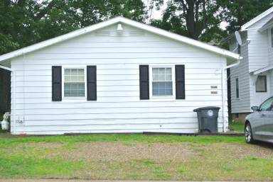 Main picture of 2053 19th St SW