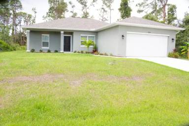 Main picture of 18081 Poston Ave