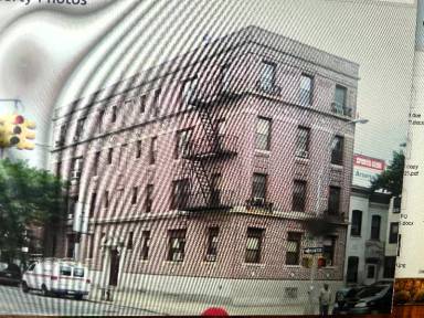 Main picture of 3104 32nd St