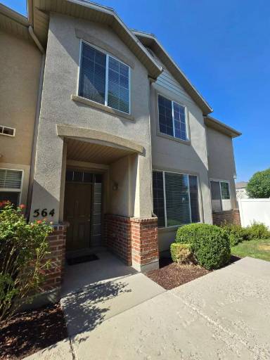 Main picture of 564 Walton Dr