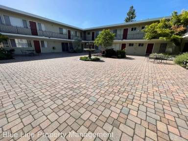 Main picture of 1651 Detroit Ave