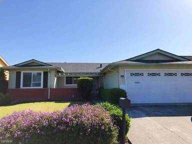 Main picture of 35567 Morley Pl