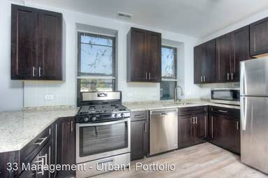 Main picture of 1420 W Blackhawk St