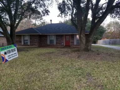Main picture of 13825 Marlin Ave