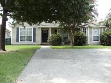Main picture of 3233 Wingfield Way